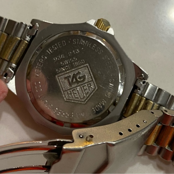 TAG Women’s Watch - Picture 7 of 14